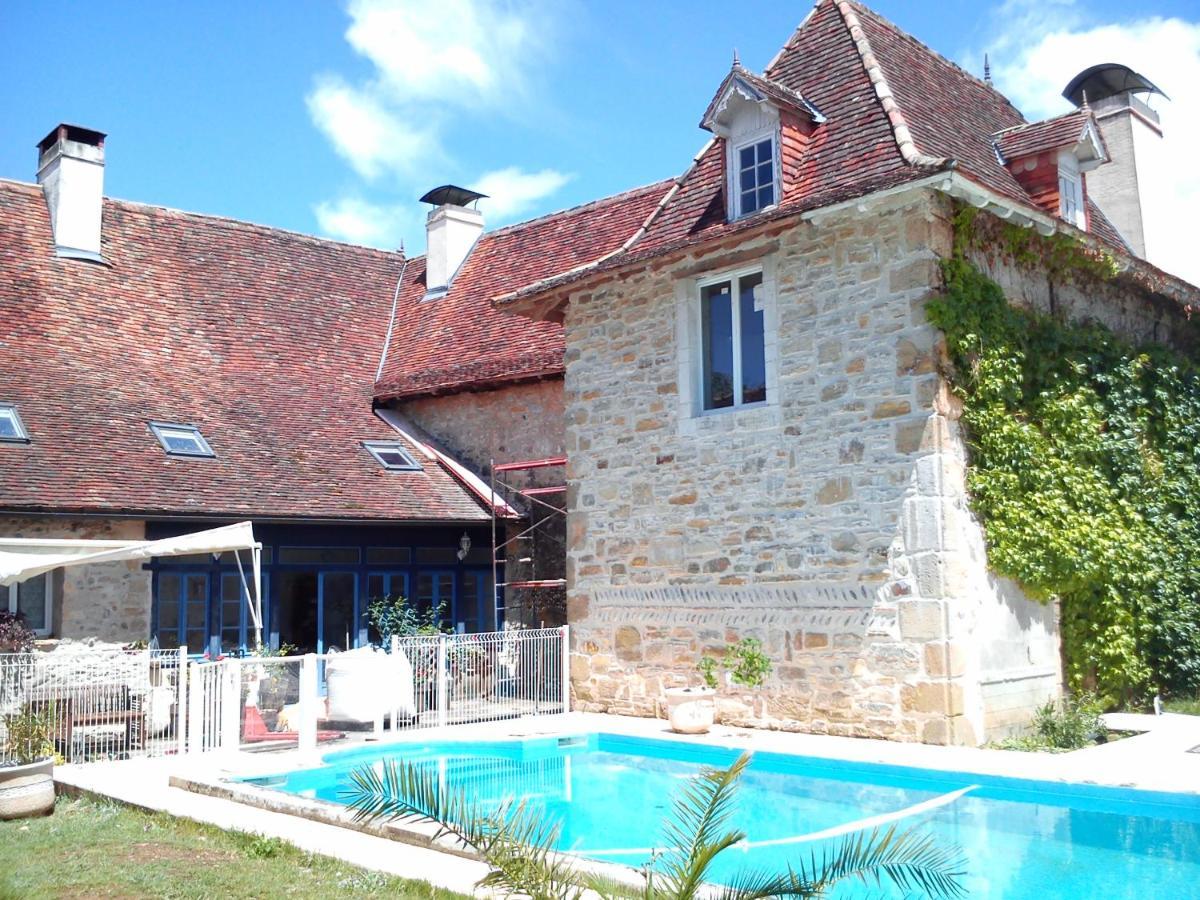 Gite De 6 A 14 Pers Avec Piscine-Jacuzzi- Salle Des Fetes Bastanes Exterior photo