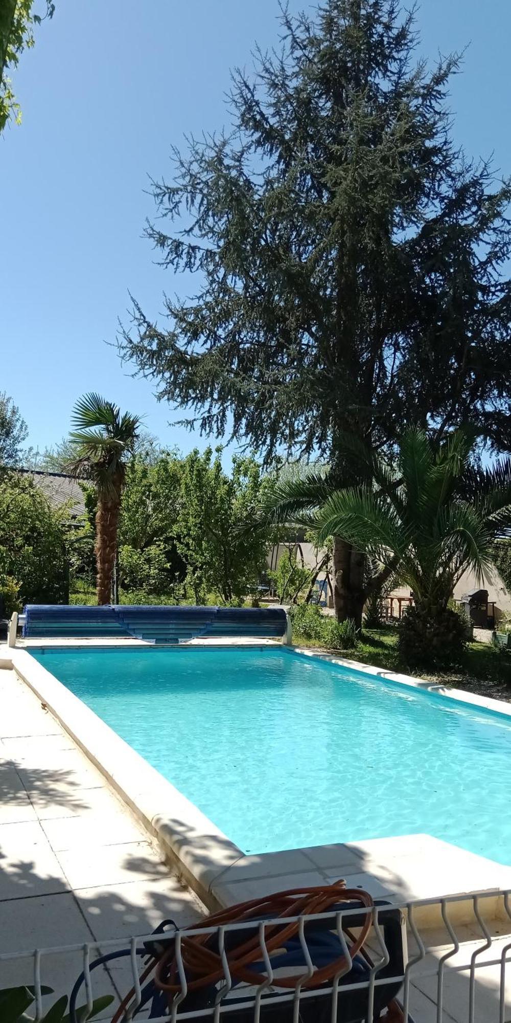 Gite De 6 A 14 Pers Avec Piscine-Jacuzzi- Salle Des Fetes Bastanes Exterior photo